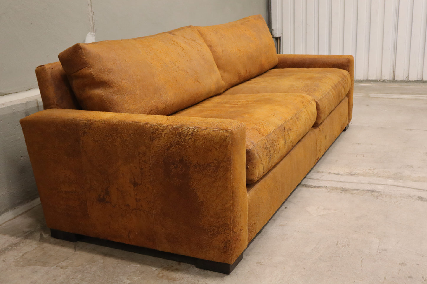 Restoration hardware maxwell