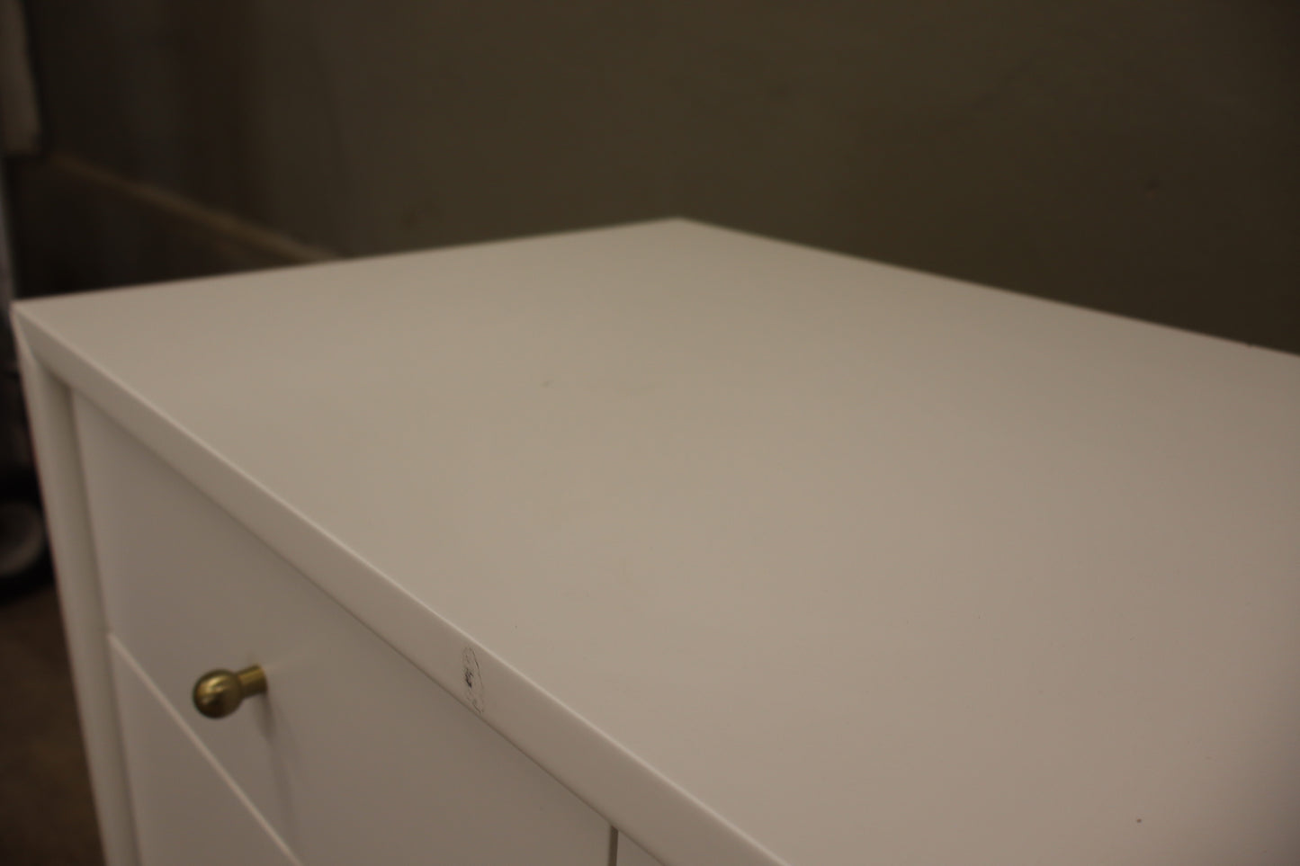 White 7-Drawer Assembled Double Dresser.