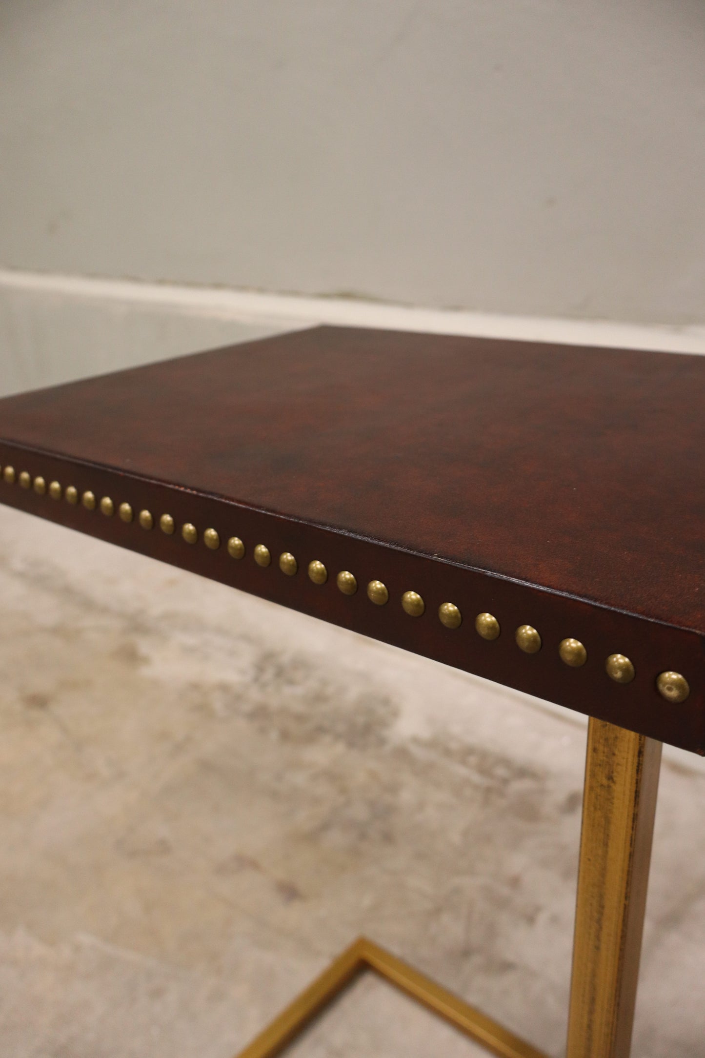 C-table/ End table