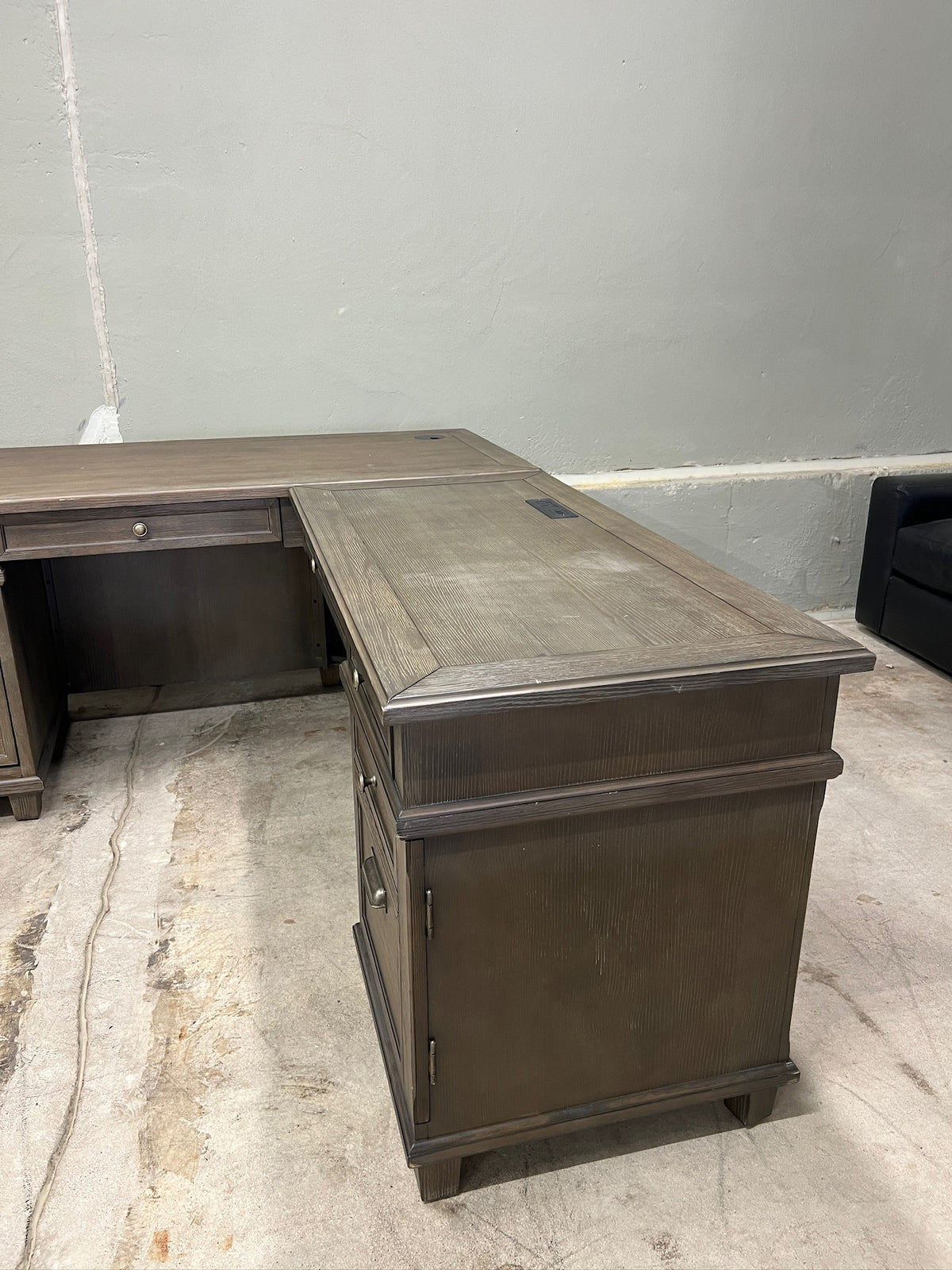 Larissa L-Shaped Solid Wood Executive Desk