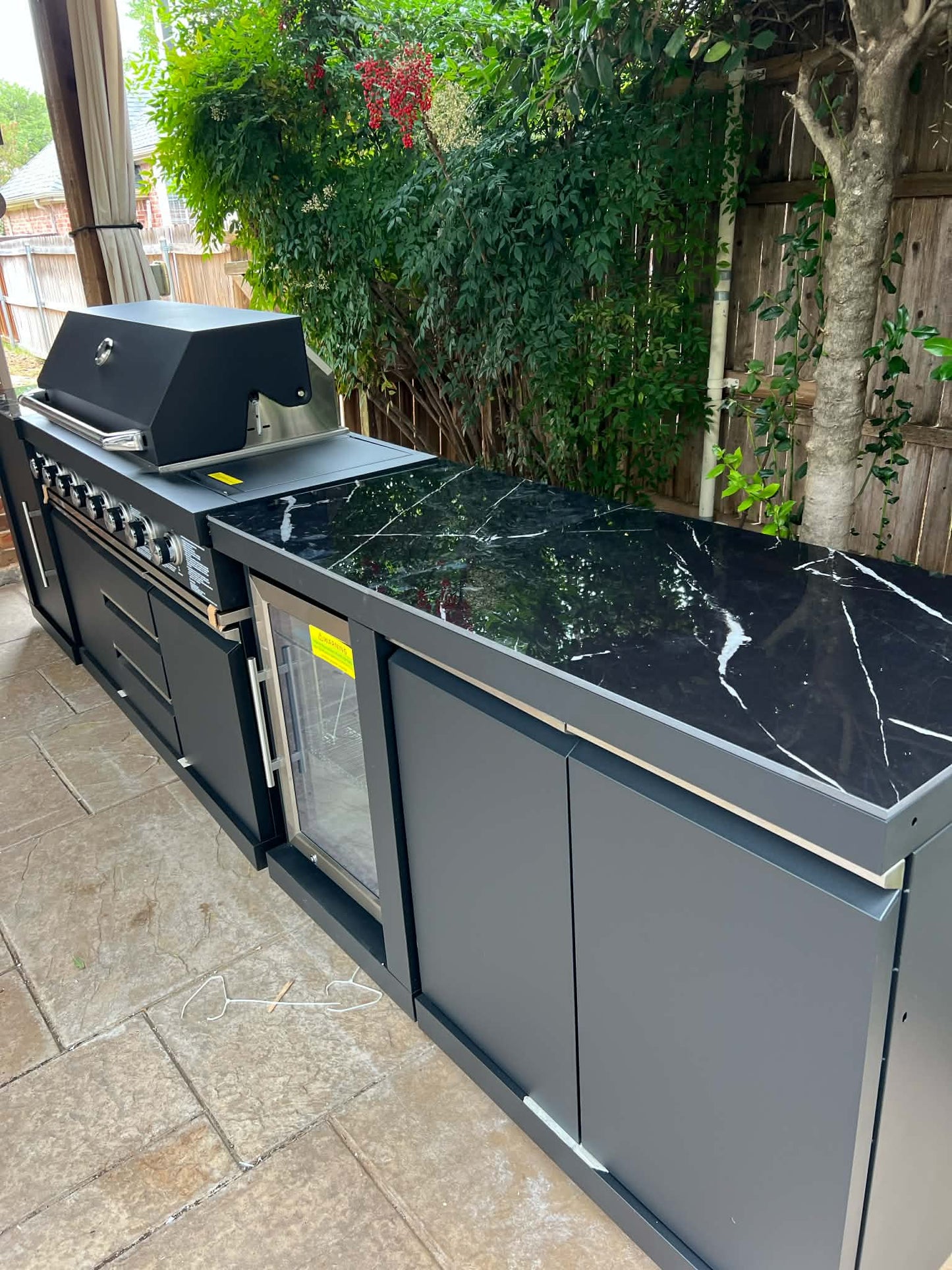 Akoah 5-Piece Modular Outdoor Kitchen Island Set with 8-Burner Grill, Fridge & Wheels