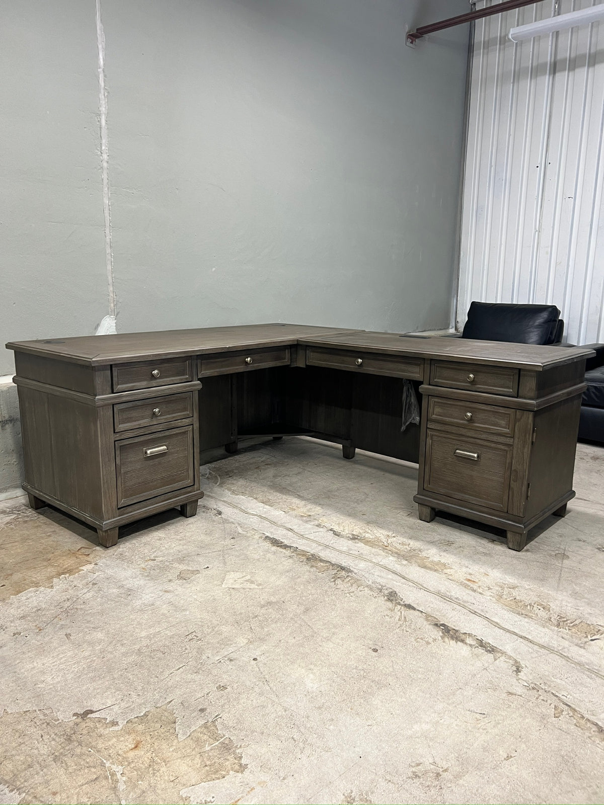 Larissa L-Shaped Solid Wood Executive Desk