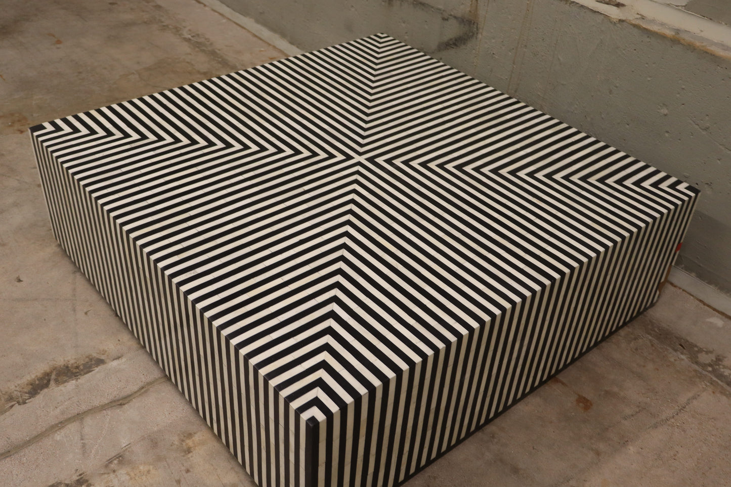 Trendyl Coffee Table