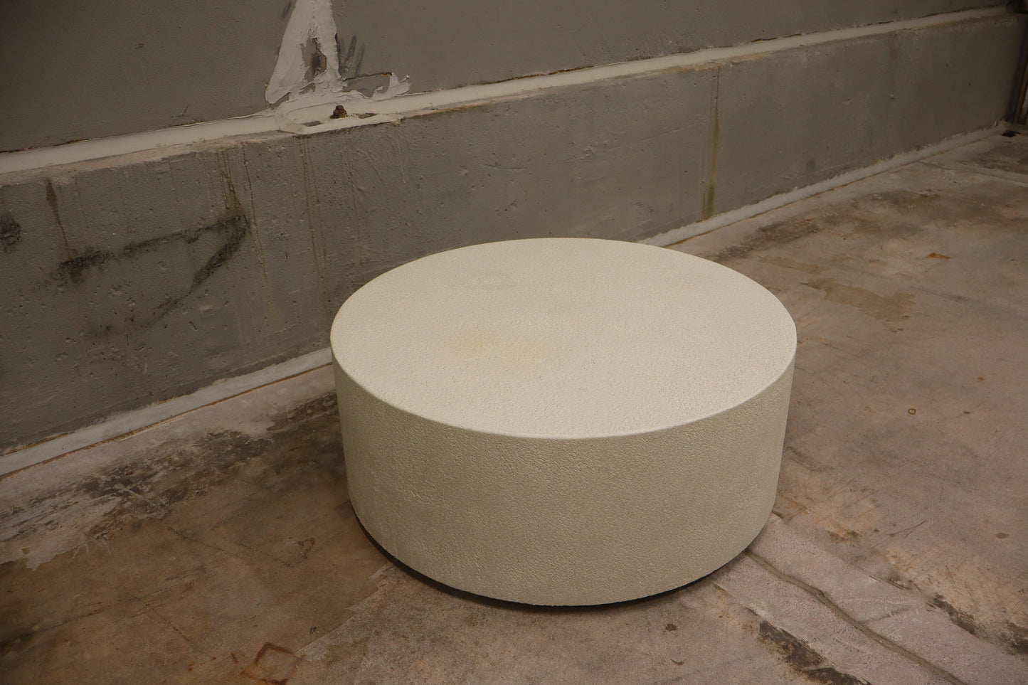 Elements coffee table - Microcement - Off White - round