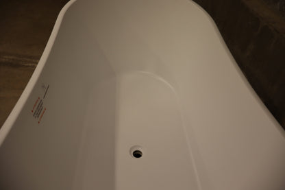 67'' x 32'' Freestanding Soaking Acrylic Bathtub