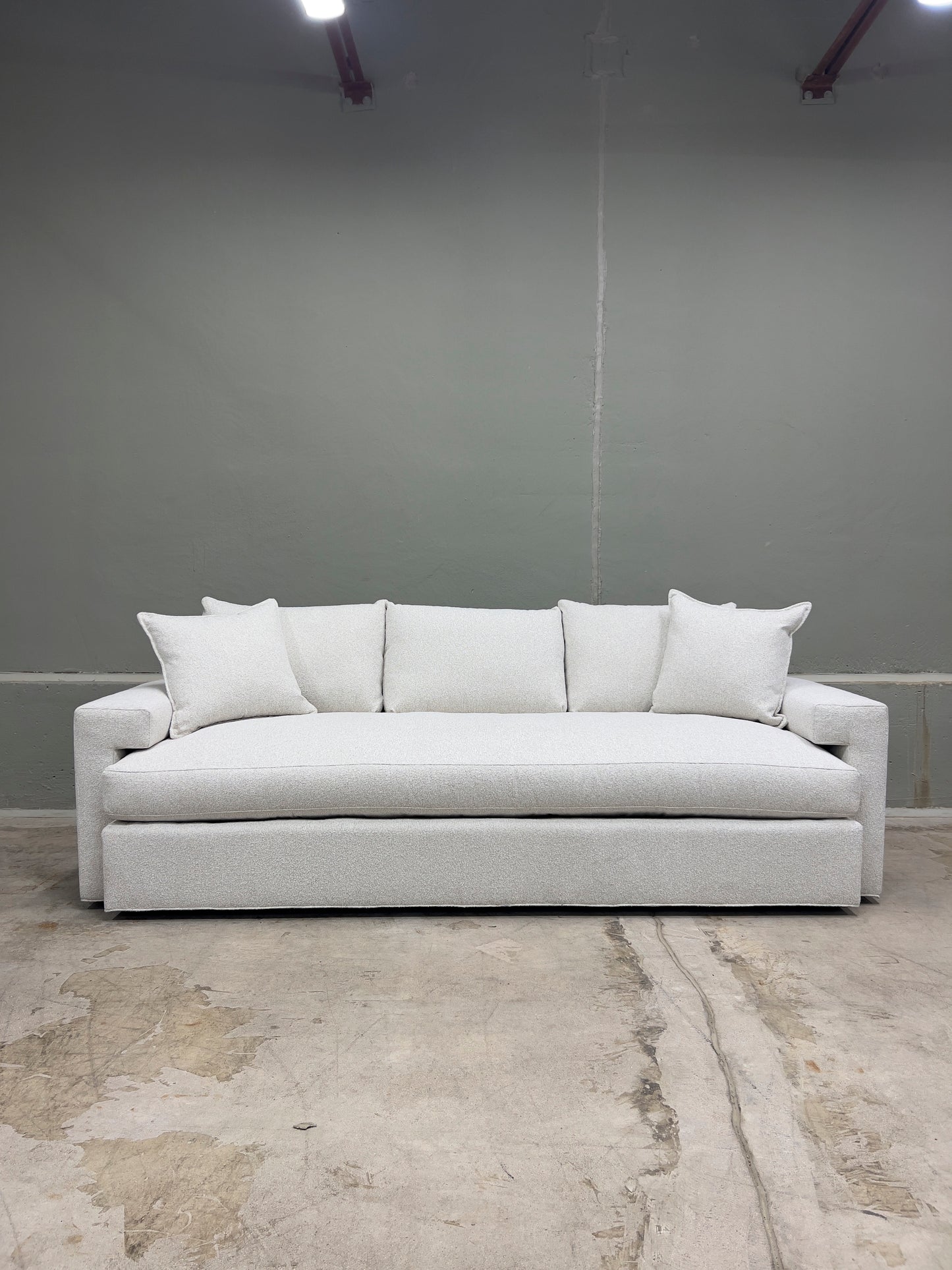 Vanguard Furniture Ferriday Bench Seat Sofa