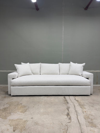 Vanguard Furniture Ferriday Bench Seat Sofa