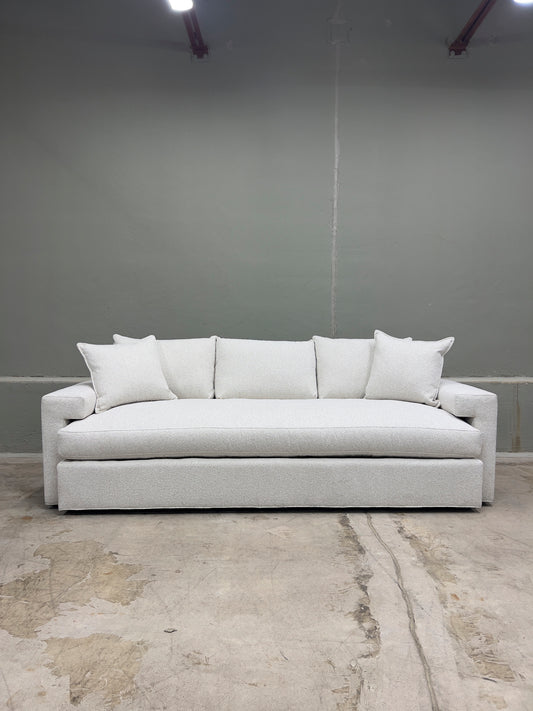 Vanguard Furniture Ferriday Bench Seat Sofa