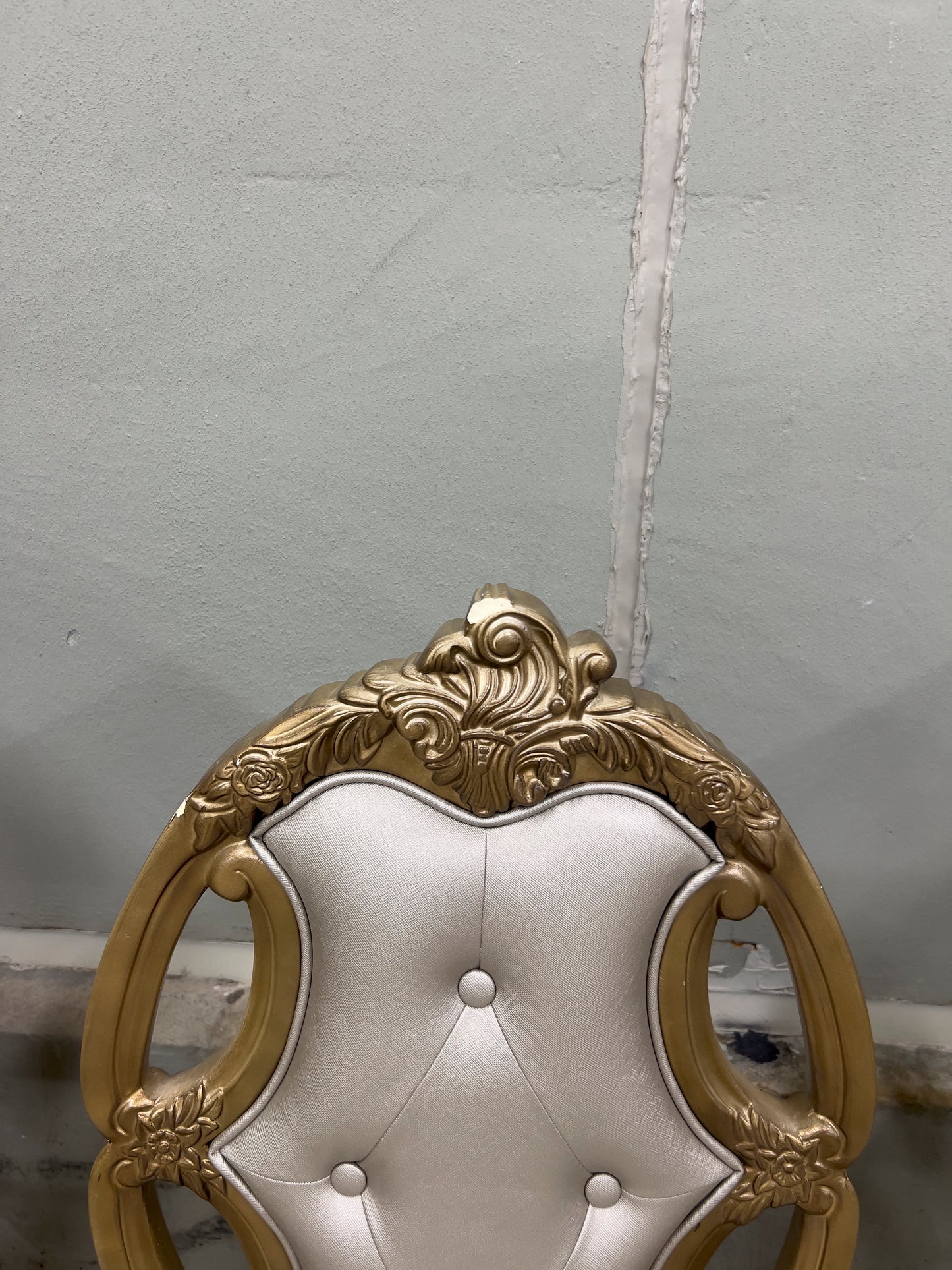 Acme Ragenardus Side Chair