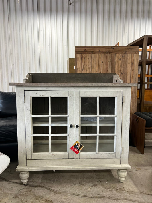 42" Farmhouse Style Sideboard