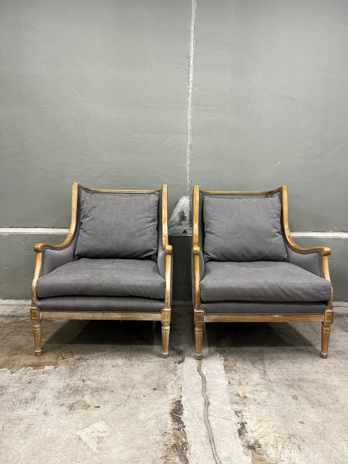 American Home Classic Warren Chairs - Set of 2