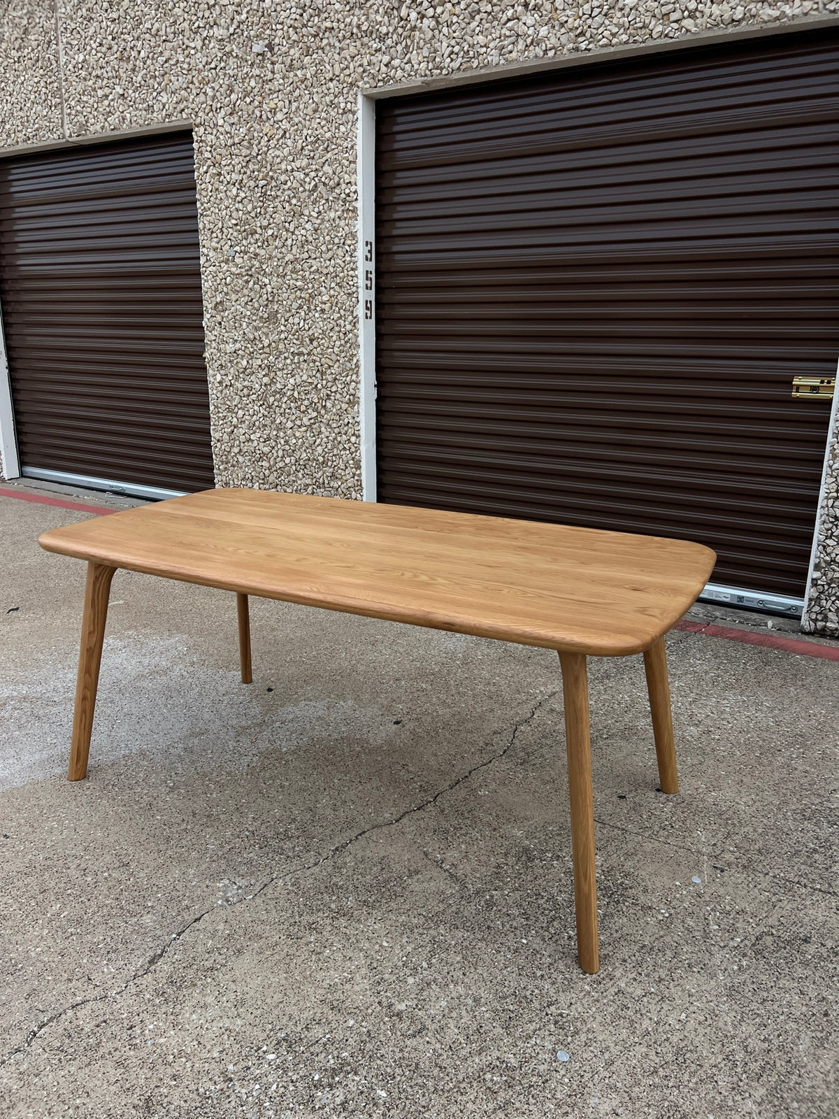 Castlery Vincent Dining Table - Oak