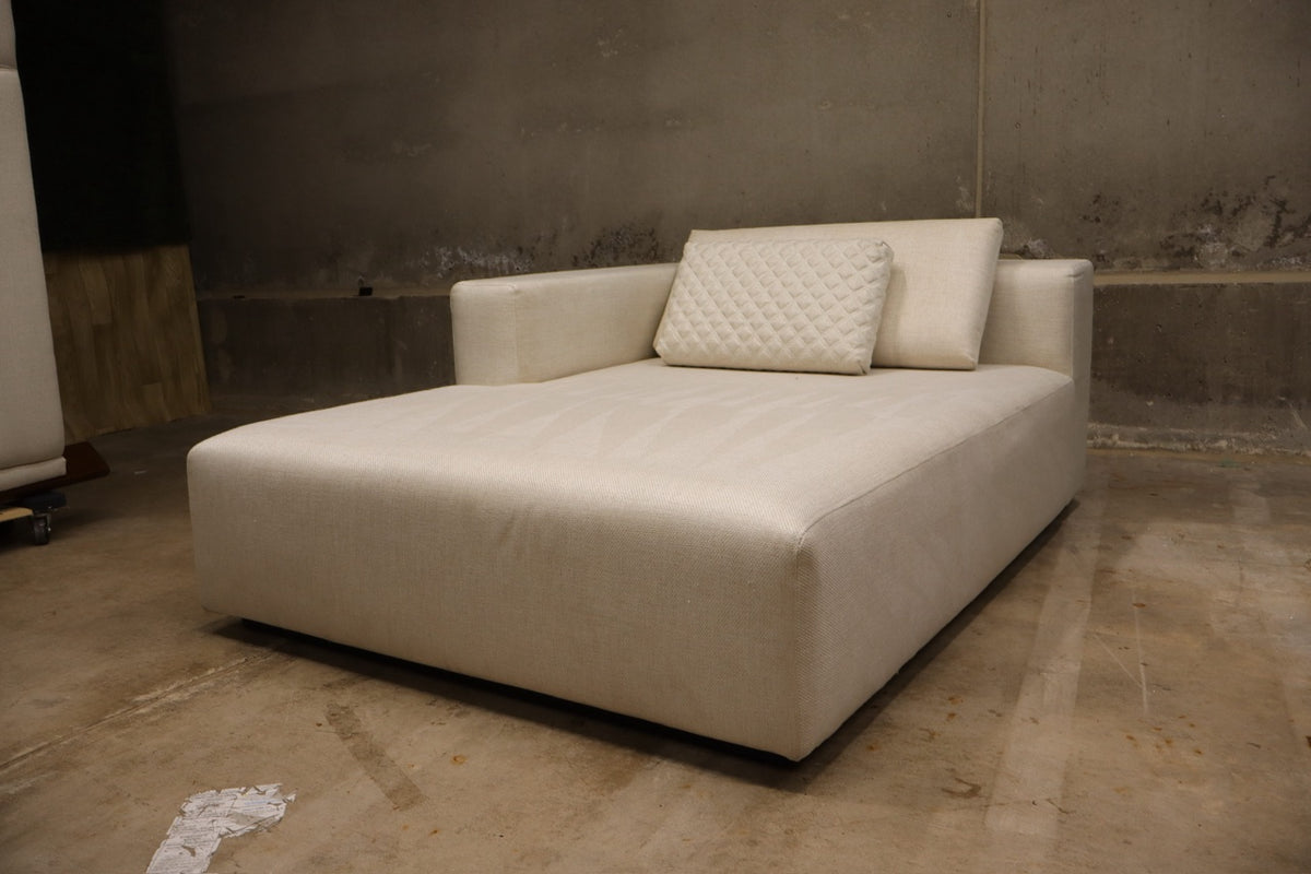 Modloft Spruce Chaise Lounge - Left Hand Facing