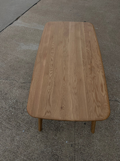 Castlery Vincent Dining Table - Oak